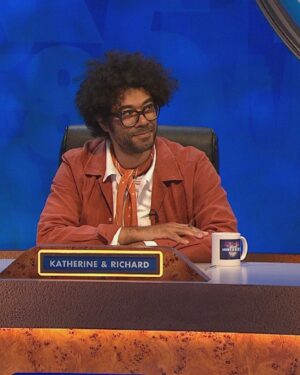 Rachel Riley Instagram - New series of 8 out of 10 Cats Does Countdown incoming! Starts tonight 9pm @channel4, don’t miss it 🤩 #comedy