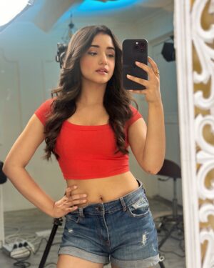 Rachi Sharma Instagram - got my eyes on u