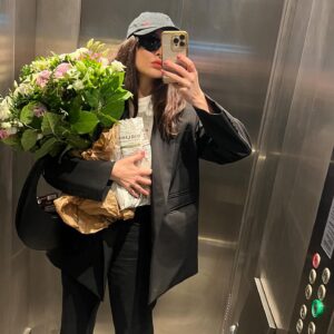 Radka Třeštíková Instagram - elevator photo dump
