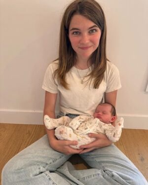 Raegan Revord Instagram - Auntie Rae 🤝 Emma Rae 🎀