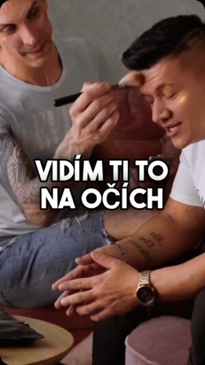 Raego Instagram - POZOR: Dej srdce, a uvidíš to na ten klip jako první. Tak neuvěřitelná odezva na ti k toku, kterou jste nahrávali zejména svými duety, mě přesvědčila k tomu abychom tenhle ten track vydali co nejdříve. A co vám budu povídat, tenhle ten track napsal sám život. Věřím že spousta z vás se v něm najde, protože prožívali to samé. Je tak strašně krásné, že se můžeme propojovat a sdílet společně je naše trápení naše radosti. #music #fyp #love #track #show #czech #singer