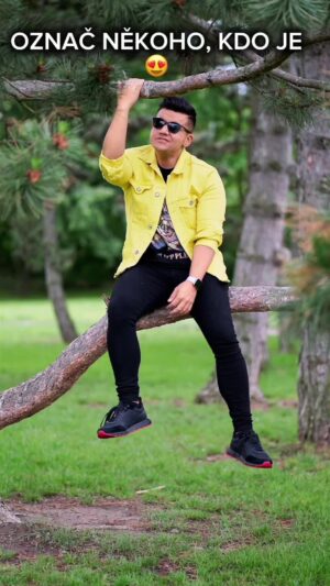Raego Instagram - OZNAČ DO KOMENTÁŘE, někoho komu to sluší: Dneska ti to fakt moc sluší! #music #fyp #show #love #track #singer #reel #tiktok
