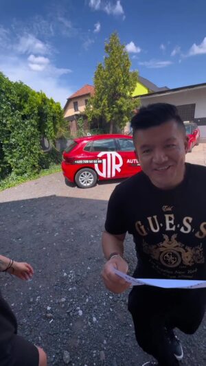 Raego Instagram - POZOR: Řidičák zadarmo v hodnotě 25000 KČ! Teď do komentáře označte někoho, kdo si to zaslouží. Víte, zítra mám svátek a tak jsem se rozhodl ,že udělám radost někomu z vás. Dohodnul jsem se, že pro svoje fanoušky získám řidičák zadarmo od firmy @autoskolavtrmotorsport Zítra taky vychází klip v 18:00 a s tim náš dárek souvisí #music #fyp #love #show #true #driver #driverlicense #motivation