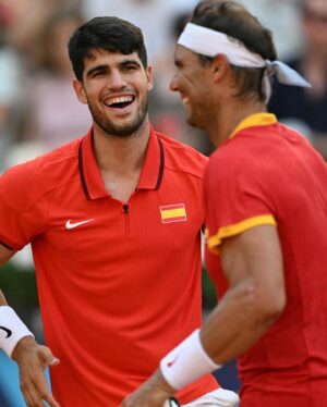 Rafael Nadal Instagram - Quién quiere un poco más de Nadalcaraz? 🤪 VAMOOOOOOOS!!!!! 💪🏻🇪🇸 

📸 Getty