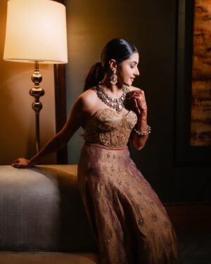 Ragini Prajwal Instagram - A perfect look for the "Canasu" Sangeet! ✨️

We sisters loved the radiant collection from Aabushan's stunning diamond and emerald jewellery which was an ideal look for sangeet. 

Every piece perfectly complements the joy of this special celebration @aabushanjewellery1941!

Jewellery: @aabushanjewellery1941
Outfit: @prathi.creations
Styling: @makeup_by_preeya
MUA: @aadhyaraajmakeupartist1
Photography: @onehorizonproductions