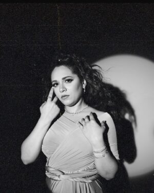 Rahma Ahmed Farag Instagram - 🖤🖤 “what was i made for?”

Photographer @7manss 
Stylist @sarahbahaaofficial 
Dress by @sarahbahaaofficial 
Jewelry by @glamour.jewellery 
Hair by @rawansalman_hairstylist 
Makeup by @amrzakariaofficiall
Nails by @christinasamynails