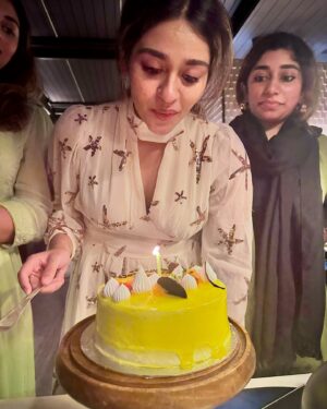 Rahman Instagram - Our precious girl turns another year more fabulous today. Happy birthday to a girl who is so strong, kind, and inspirational. U impress and surprise me and the people around u , year after year. May u always follow your heart and be happy. Aameen. 

#birthday #birthday2024 #rahmansfamily #love #skyresturant #family #shotoniphone14promax #cake #siblings #alisharahman