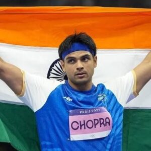 Rajkummar Rao Instagram - अपने भाई ने धूम मचा दी Paris Olympics mein. So proud of you brother @neeraj____chopra and congratulations on wining the silver medal. 🇮🇳🇮🇳❤️❤️