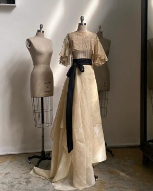 Rajo Laurel Instagram - Sharing current  projects @houseoflaurel essays on what contemporary Filipino is. First Restoring a vintage early 1950’s piña Kimona & updating this with a new “saya”. Second a study on an exaggerated “tapis”with a sculptured bodice. #studiotime ❤️🇵🇭❤️