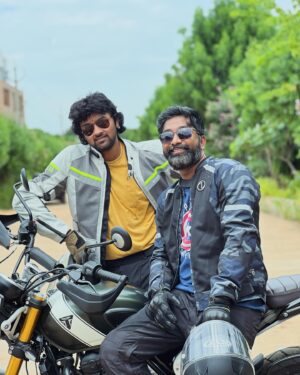 Raju Jeyamohan Instagram - Triumph for us @kalai_arasu_p 🤜🏻🤛🏻