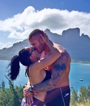 Randy Orton Instagram - In a few days it’ll be 11 amazing years since I met the love of my life. Love you baby ❤️
@kim.orton01