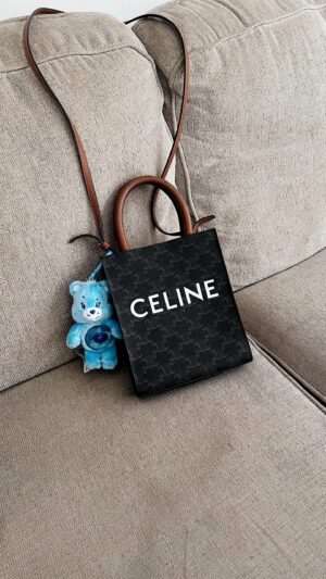 Rangga Moela Instagram - Unboxing Care Bears “cozy life” plush pendant ❤️✨ uber cute!

#popmart #carebears