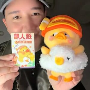 Rangga Moela Instagram - unboxing #upsetduck V2 from @bnshypeofficial 🐥