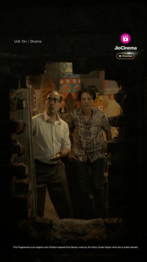 Ranvir Shorey Instagram - A gondogol bank heist and a bunch of unsuspecting suspects - catch how our genius detective cracks the mystery! 🕵‍♂

All episodes of #ShekharHome are streaming now exclusively on JioCinema Premium.

@kaykaymenon02 @ranvirshorey @rasikadugal @iamkirtikulhari 

#ShekharHomeOnJioCinema #JioCinemaPremium