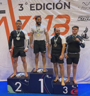 Raúl Olivo Instagram - 2do Lugar 🥈 Peso Pesado No Gi  Abierto Venezolano de Jiu-Jitsu Brasileño 2024.  @academia_artesuave #bjj  #RO