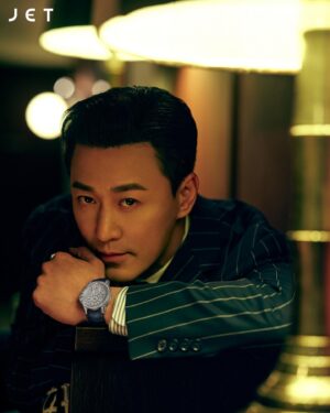 Raymond Lam Instagram - @jetmaghk

Text．@nicnicnicnicwong
Photo．@_loricky_
Styling．@calvin.wtf
Hair．@keith_wong_hair
Makeup．Raymond Yip
Wardrobe．@zegnaofficial @givenchy @ralphlauren
Watch and Jewelry．@harrywinston
Location．Soho House Hong Kong

#JETHK #JET2024 #JET2024AUG #林峯 #HARRYWINSTON #九龍城寨之圍城 @harrywinston