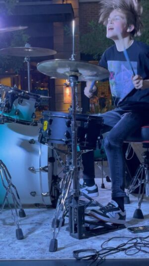 Recker Eans Instagram - ‘Dreamer’ feat @onlyfuturistic 
-
Loved writing and producing this track with my team @onlyfuturistic @constesheations @sobelow_az 
-
@sjcdrums @zildjiancompany @inearz @gruvgear @londonstickco @roosterthrones @vans @epochempire 
-
#drums #drummer #producer #dreamer #poppunk #explore #explorepage #orginalmusic #musicvideo