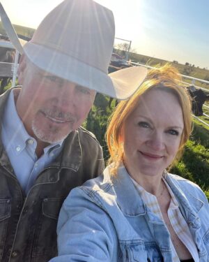 Ree Drummond Instagram - Kids please come back, Dad’s making me go to work with him now. #emptynest #nofilter #yesterdaysmascara #okaybye