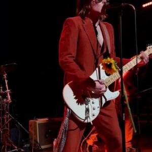 Reed Horstmann Instagram - Mean. Loud. Nasty. 
@thetroubadour redux 

@sachacarlsonandthelight 
@soundcollectivepresentsla 
@ja.photographic @lo.photographic 

#rocknroll #rockmusic #seventies #vintage #photography #guitar #loud #ledzeppelin #acdc #rivalsons #gretavanfleet #gibson
