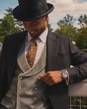 Regé-Jean Page Instagram - Classic day at the races 🐎 

•
@longines