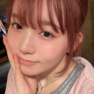 Reia Yonekura Instagram - 〝ヤンジャン！〟

HUNNY BEEがヤンジャンに登場しました！！
毎週木曜に1人ずつ更新されます‪˙ᵕ˙

第1弾はわたしです~！！
みんな見てね‪🫶🏻
ちなみに写真はドアップオフショでお届けします👍🏻
・
・
・
#HUNNYBEE #ハニービー #ヤンジャン