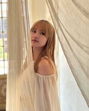 Reina Yokoyama Instagram - 7/4発売「週刊ファミ通」📸
.
.
#morningmusume24
#モーニング娘24
#横山玲奈