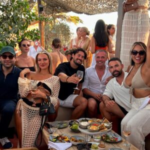 Rémi Notta Instagram - Miami to st Tropez ❤️ thank you for this Amazing time 🙏❤️ @pedrosp_87 @almira._  @jeremymiami @arnaud_ncls @thepazsuarez