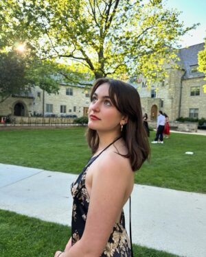 Rena Sofer Instagram - TODAY IS THIS AMAZING WOMANS BIRTHDAY!!!! My youngest baby all grown up!!! I love you so much @avaloni3 You make me proud to be your mom every second of every day!!! HAPPY 19th BIRTHDAY!!! #proudmama