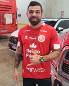 Actor Renan Barão HD Instagram Photos and Wallpapers August 2024