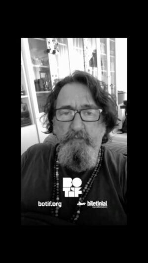 Renan Bilek Instagram - Öyküleriyle Şarkılar.
İngilizce, Fransızca, İspanyolca, İtalyanca, Yunanca ve daha birçok dildeki orjinalleriyle birlikte, üzerine Türkçe söz yazılan yabancı şarkılarla bir nostaljik yolculuk..
1.Bodrum Uluslararası Tiyatro Festivali’nde..
Biletler biletinial.com’da..

#botif #botifest #insperabodrum #uluslararasıbodrumtiyatrofestivali #internationalbodrumtheatrefestival #tiyatro #theatre #müzik #konser #dinleti #renanbilek