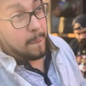 Renes Rivera Instagram - My boy @eli_ammo sent me this. From that one time in #NYC. Killed it. Miss you brother. 

..
.
..
.
.
.
.
.
.

.
.
.
.
#NY #NewYorkCity #NewYork #Brooklyn #Rayban #Reel #Family #CapCut  #Bar #LightSkin