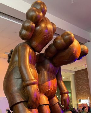 Renes Rivera Instagram - I was at an event at the @BrooklynMuseum  a couple weeks ago and I totally forgot to post. The art there was so incredible. The history, you could just feel it. It was beautiful, painful, mesmerizing and over breathtakingly wonderful. To see how creative people can be from all over the world and throughout time….. was just…. WOW! I honestly had such a great time. I felt connected to it all. So grateful to have had this experience. 

.
.
.
.
.
.
.
.
.
.
.
#Brooklyn #BrooklynMuseum #Art #History #Time #Worldwide #Museum