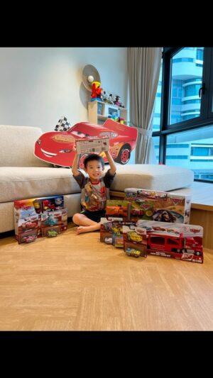 Reuben Kang Instagram - Jordan’s love for Cars runs deep—he celebrated his 3rd birthday with a Cars-themed party and even carries a Cars-themed school bag.

Thanks to the folks at Mattel, Jordan received an amazing surprise pack from their Cars collection. It includes everything from die-cast cars to tracks, color-changing and glow-in-the-dark toys.

Big thanks to Mattel for making Jordan’s day extra special! #DisneyCars #MattelMY #MattelCars