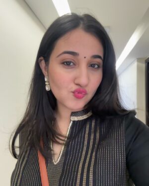 Revathi Pillai Instagram - miss wearing bindis😮‍💨