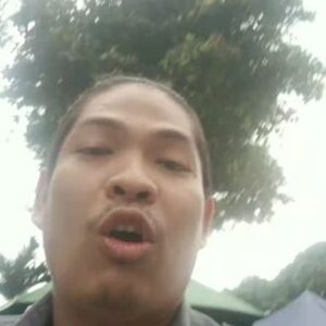 Reymon Knuliqh Instagram - Enaknya maen sketbor, yuk mari beli sepatu roda
#reymonknuliqh