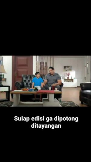 Reymon Knuliqh Instagram - Ahli sulap tingkat RT

🎥 : @andy_setiawan.s 

#reymonknuliqh #takdircintayangkupilih #tcyk