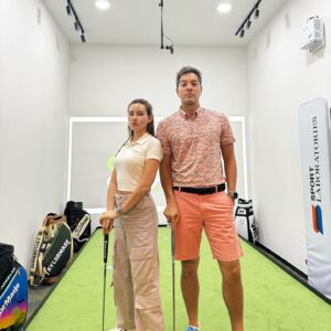 Rhatha Phongam Instagram - ออกจากสนามวิ่ง มาสนามกอลฟละคะ 😅 @tulyatep @projai.noppakorn @golfing.ground
