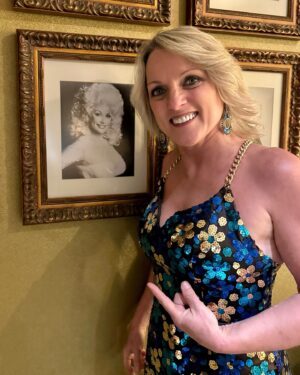 Rhonda Vincent Instagram - Here’s a sneak peek of some of the incredible women you will hear on my upcoming album from backstage at the Grand Ole Opry in the “Women of Country Music” dressing room. 🌟 #WomenOfCountry #NewAlbum #GrandOleOpry”