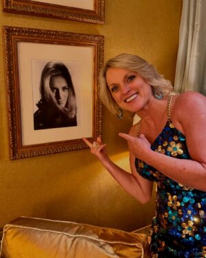 Rhonda Vincent Instagram - Here’s a sneak peek of some of the incredible women you will hear on my upcoming album from backstage at the Grand Ole Opry in the “Women of Country Music” dressing room. 🌟 #WomenOfCountry #NewAlbum #GrandOleOpry”