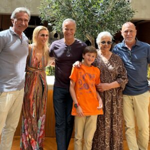 Ricardo Carriço Instagram - Perfect family breakfast in Porto♥️
.
.
.
@portobayteatro 
@portobay 
.
.
#family #breakfast #hotels #besthotels #porto #actor #lifestyle