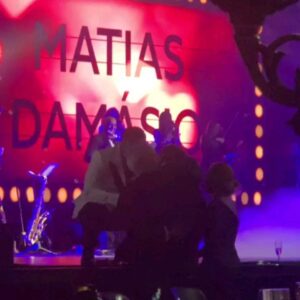 Ricardo Carriço Instagram - Amo a minha familia, e nada melhor que acabar com este tema do @matias_damasio_oficial a cantar para a nossa Maria.
Um Feliz Ano Novo a todos com muita saúde e muito trabalho.

@ana.rebelo_ 
@amaedamaria 
@casino.estoril 

#passagemdeano #fimdeano #reveillon #familia #amor #lifestyle #inclusao #inclusion #momentosespeciales #momentosunicos #amor