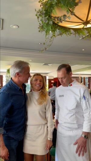 Ricardo Carriço Instagram - Feliz dia para todos os pais ❤️ Por aqui fomos todos brunch(ar) ao fantástico @lisbonmarriott….tão bom!!!
.
.
.
@lisbonmarriott .
@ana.rebelo_ .
@anacaetanoi .
@trebell_____ .
@tomas.rpires .
@amaedamaria .
.
.
.
#brunch #brunchlisbonmarriott #diadopai #family #lifestyle