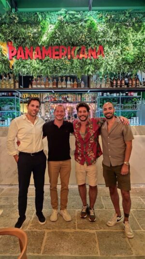 Ricardo de Sá Instagram - Explorar a rota gastronómica do @lapanamericana_lisboa com o @chefchakall é mais do que uma simples viagem: é uma emocionante jornada que une corações e culturas de toda a América, da Argentina aos EUA. Com o propósito de conectar países, paladares e tradições gastronômicas, estas influências ganham vida no restaurante La Panamericana. Cada refeição aqui é uma experiência que transcende fronteiras. Viemos descobrir sabores e histórias que celebram a diversidade deste continente!