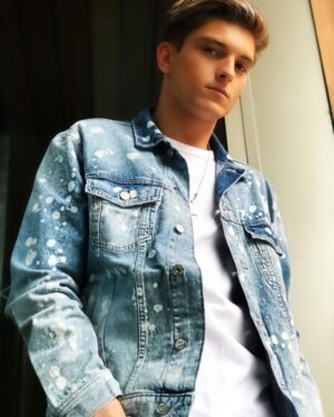 Richard Wisker Instagram - LOVE IS ALL YOU NEED ! 💙