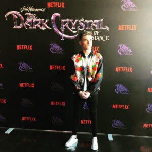 Richard Wisker Instagram - At the @netflixuk @darkcrystalofficial European film premere styling @stevevyse jacket @woowooboutique jeans @Hera Trainers @alexandermcqueen #fashion #mensstyle #mensfashion