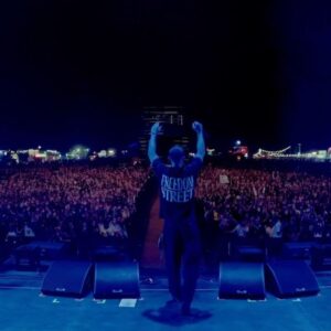 Richie Campbell Instagram - thank you @festivalsudoeste 🧡