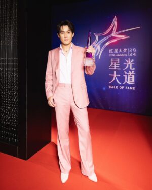 Richie Koh Instagram - Thank you @bioskinsg @mathildakoh for this Most Charismatic Award!

Thank you to everyone who voted for me! Let's continue striving and be beautiful in and out!

#Bionskinsg #Bioskin