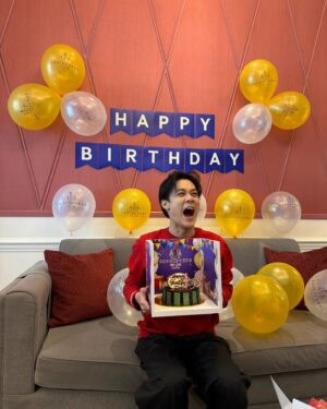 Richie Koh Instagram - It's bling a bling joy for us all and thank you to all of you for coming down!

Many birthday wishes from everyone and @resortsworldgenting very sneaky uh. Kept so much surprises from me.

And of course my bling family @denniszhouchongqing and @meigui.k for bringing joy to us all. They also very sneaky.

Unglam photo for you guys hahaha.