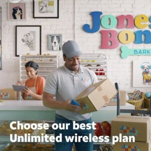 Rickey Brown Instagram - New national commercials out🫶🏾 Story time…As soon as I got on set to film, the directors came straight up to me shook my hand and said “We are so glad to have you on! You have no idea how many times you were so close to booking with us. We’ve been wanting to work with you for a longgg time! We know this commercial is not the best use of your talent and is below you, but we really wanted to finally work with you!” Moral of the story…just because you don’t book that job doesn’t mean you don’t have or aren’t building fans that are rooting for you behind the scenes! If I would of quit,I would of never known I had two big commercial directors in my corner this whole time. And they’ve seen my work for them to feel this is below me , but in actuality im grateful regardless!Whether you have all of the lines in a commercial or non of them, that paycheck is still the same. Do good work that’s all you can control! Trust me, people are taking notice! #acting#actors#onset#setlife#commercial#commercialactor#danielhoffagency