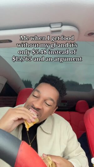 Rickey Brown Instagram - This, This small moment right here is called happiness! #comedy #comedyvideos #comedyreels #comedyskits #skits #funny #funnyvideos #funnyskits #food #relationships
